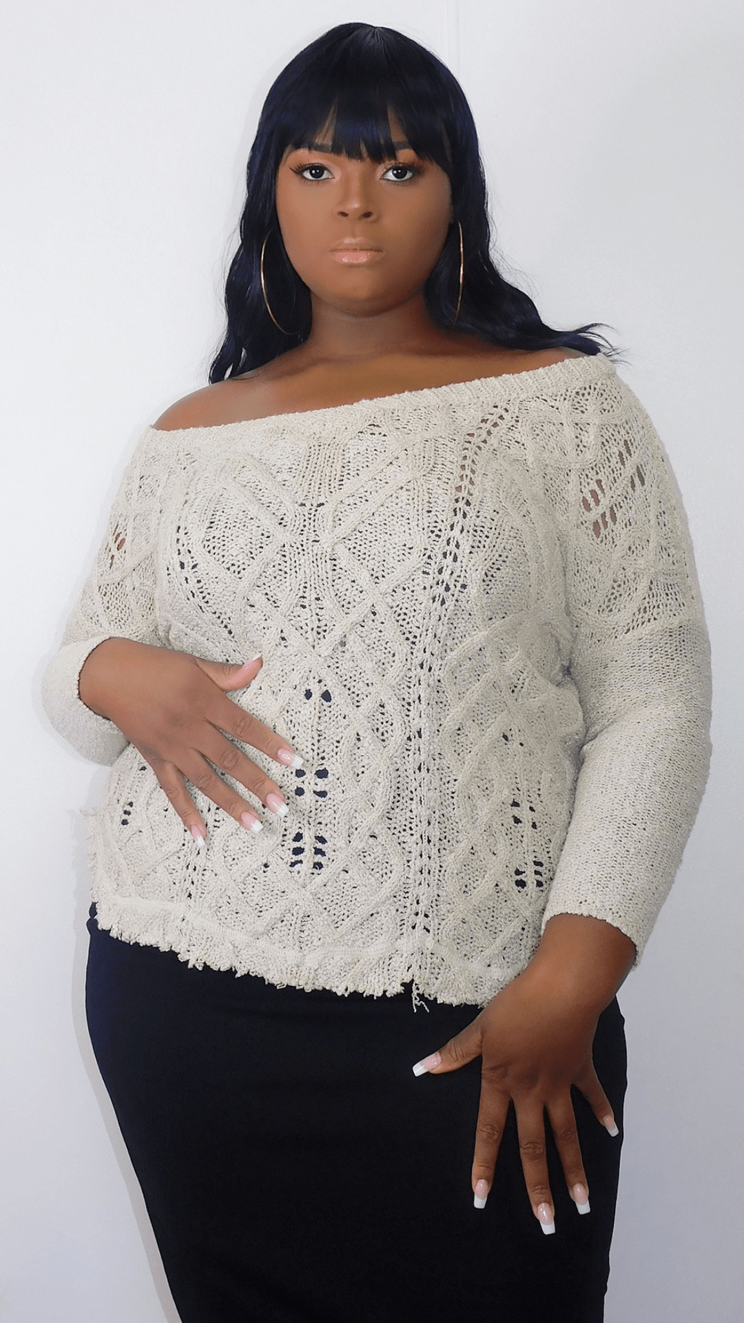 Mis-Size Ivory Raw Hem Knit Sweater