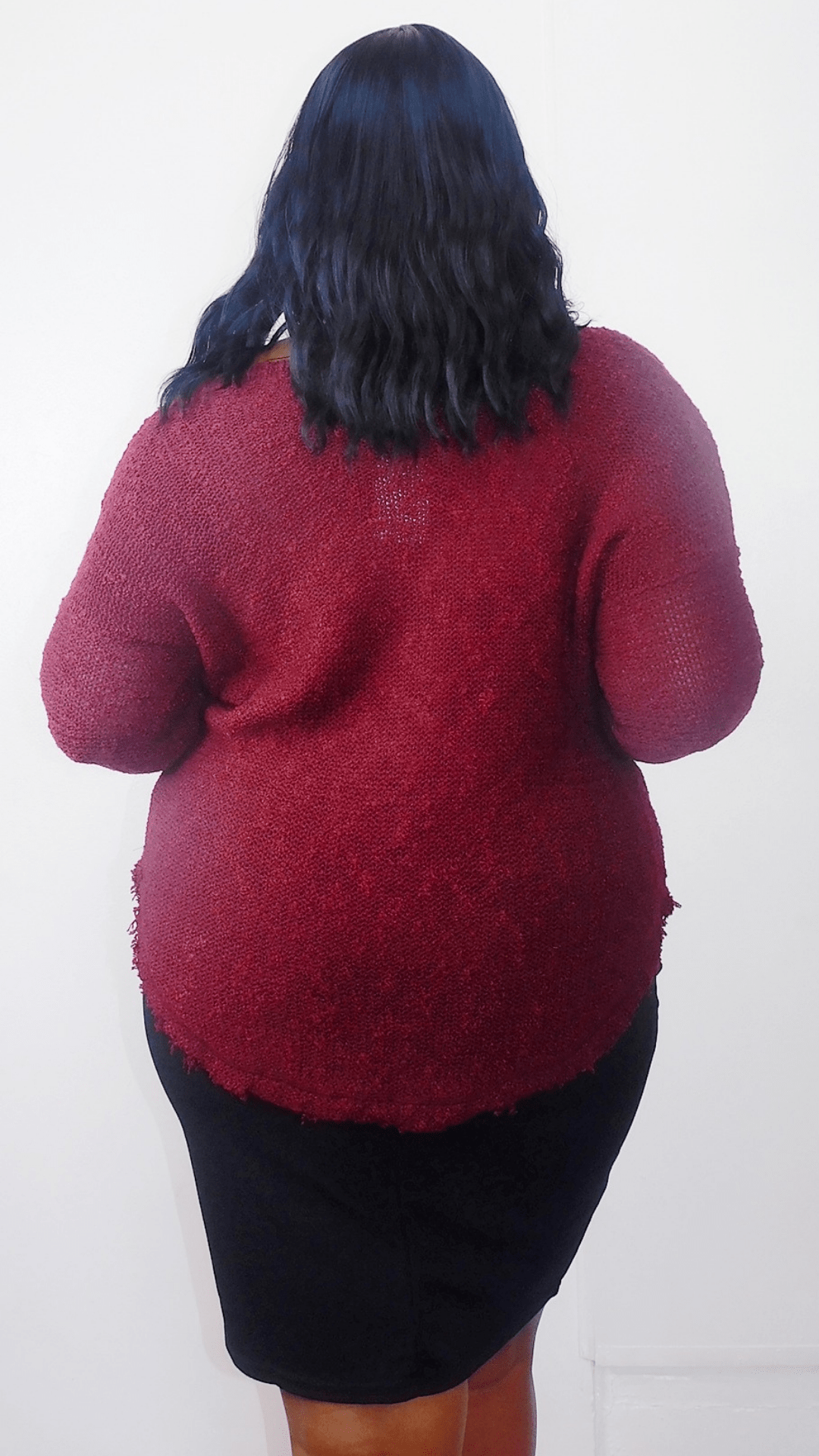 Mid-Size Burgundy Raw Hem Knit Sweater